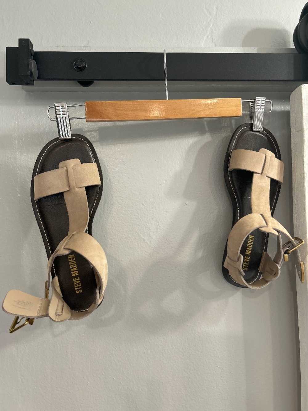 Steve Madden Suede Taupe Sandals